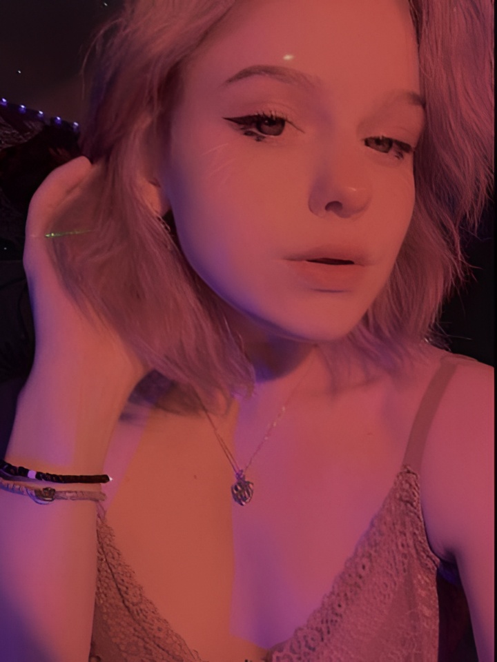 Индивидуалка Аврора, доступна для личного знакомства от 4000 руб