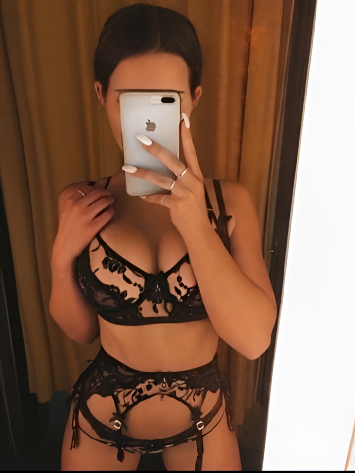 Розалия привлекальеная девушка из Кораблино цена от 2000 руб