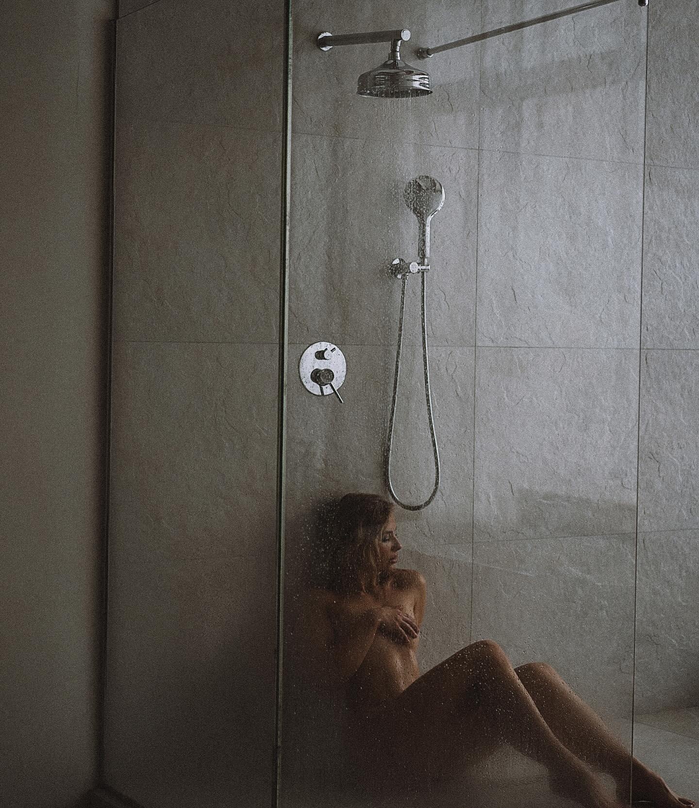 Джулиана привлекальеная девушка из Кораблино цена от 4000 руб