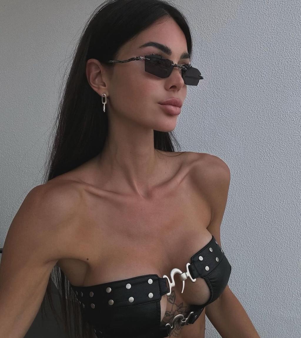 Энн привлекальеная девушка из Кораблино цена от 6000 руб