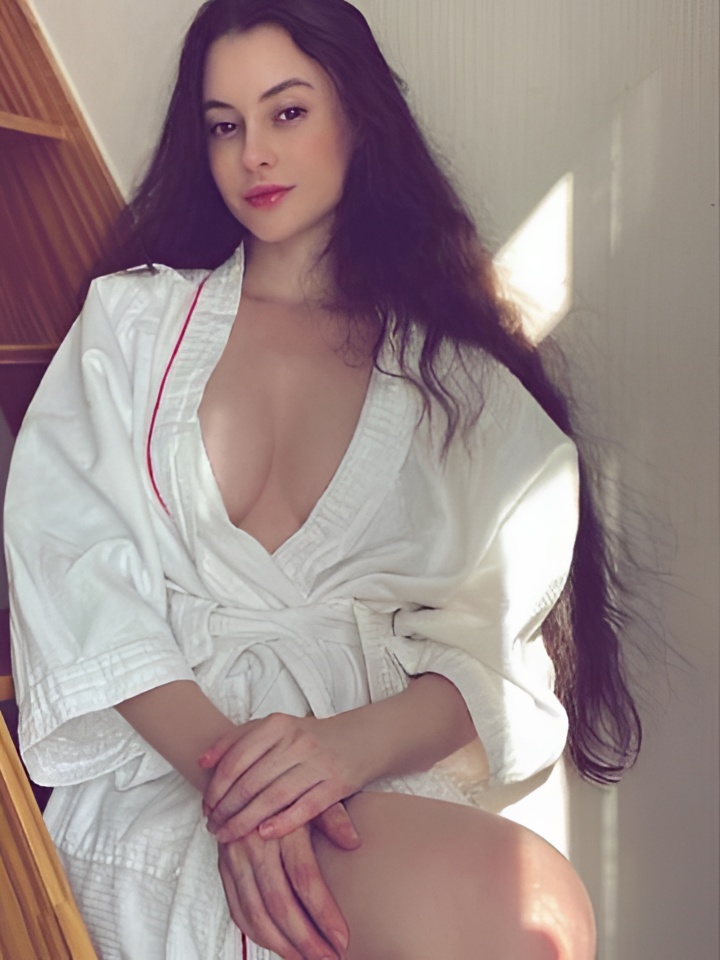 Индивидуалка Эмиля, доступна для личного знакомства от 1500 руб