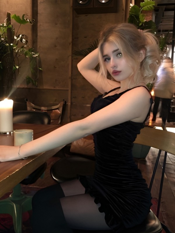 Яна привлекательная девушка из Кораблино цена от 4000 руб